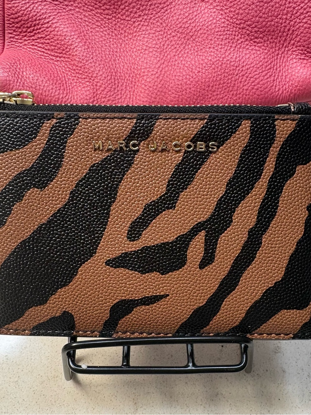 Marc Jacobs Top Zip Multi Card Wallet in Tiger Print